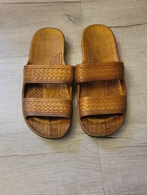 Tiare Hawaii Tan Woven Slide Sandals